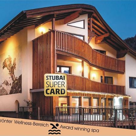 Adler Hotel-Pension Fulpmes Luaran gambar