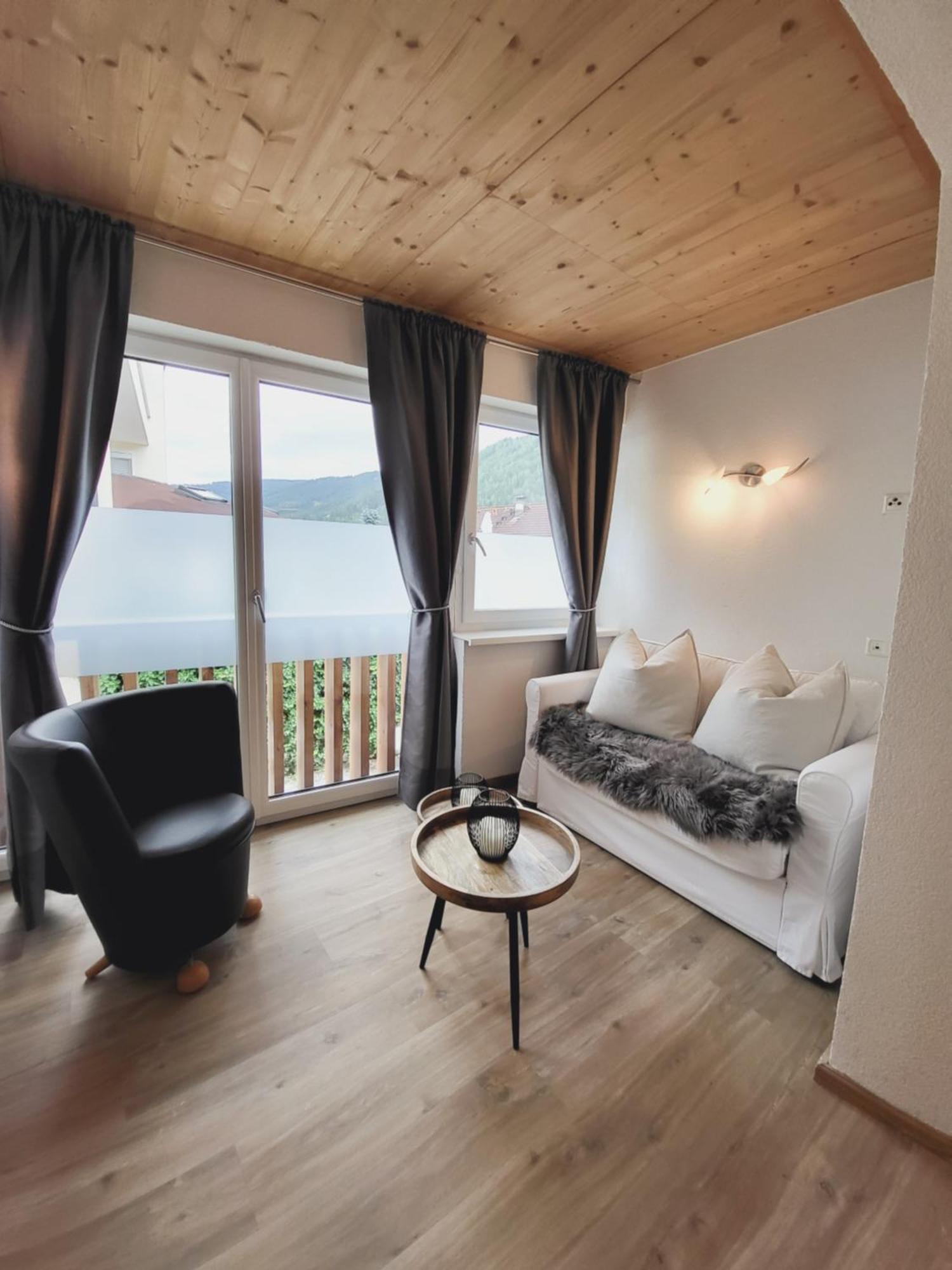 Adler Hotel-Pension Fulpmes Luaran gambar