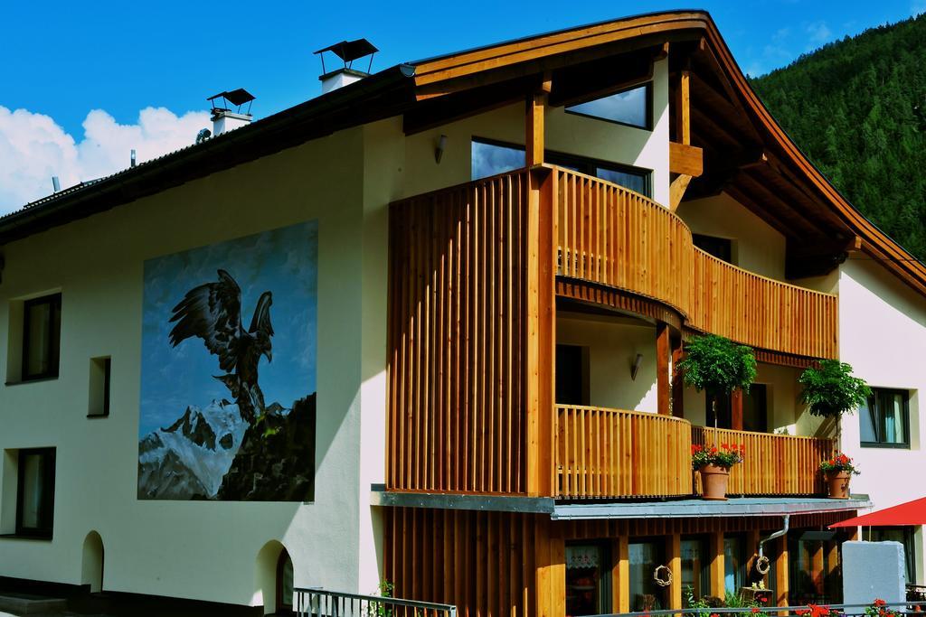 Adler Hotel-Pension Fulpmes Luaran gambar